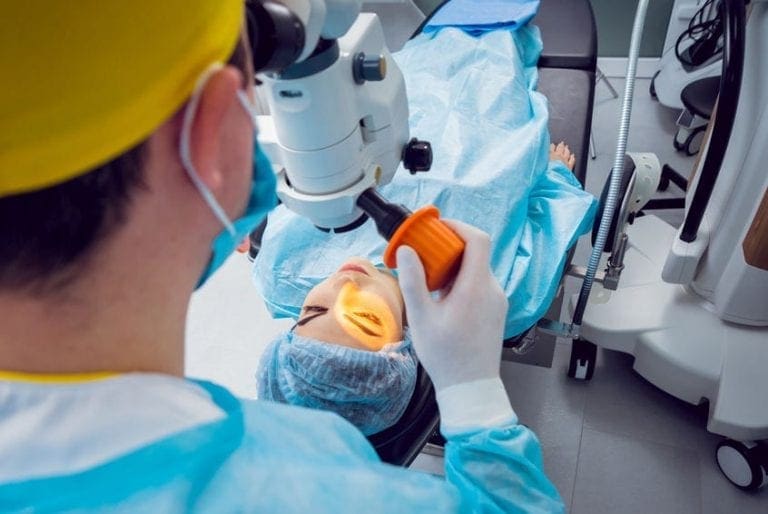 ניתוח קטרקט בלייזר - אחד מהשיטות המקובלות ע"י מנתח קטרקט מומלץ / רופאים מומלצים